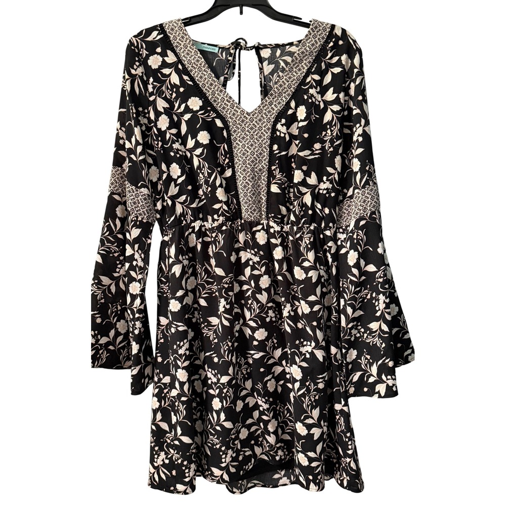Maurices Black Floral Long Bell Sleeve Mini Dress Boho Crochet Trim Size M